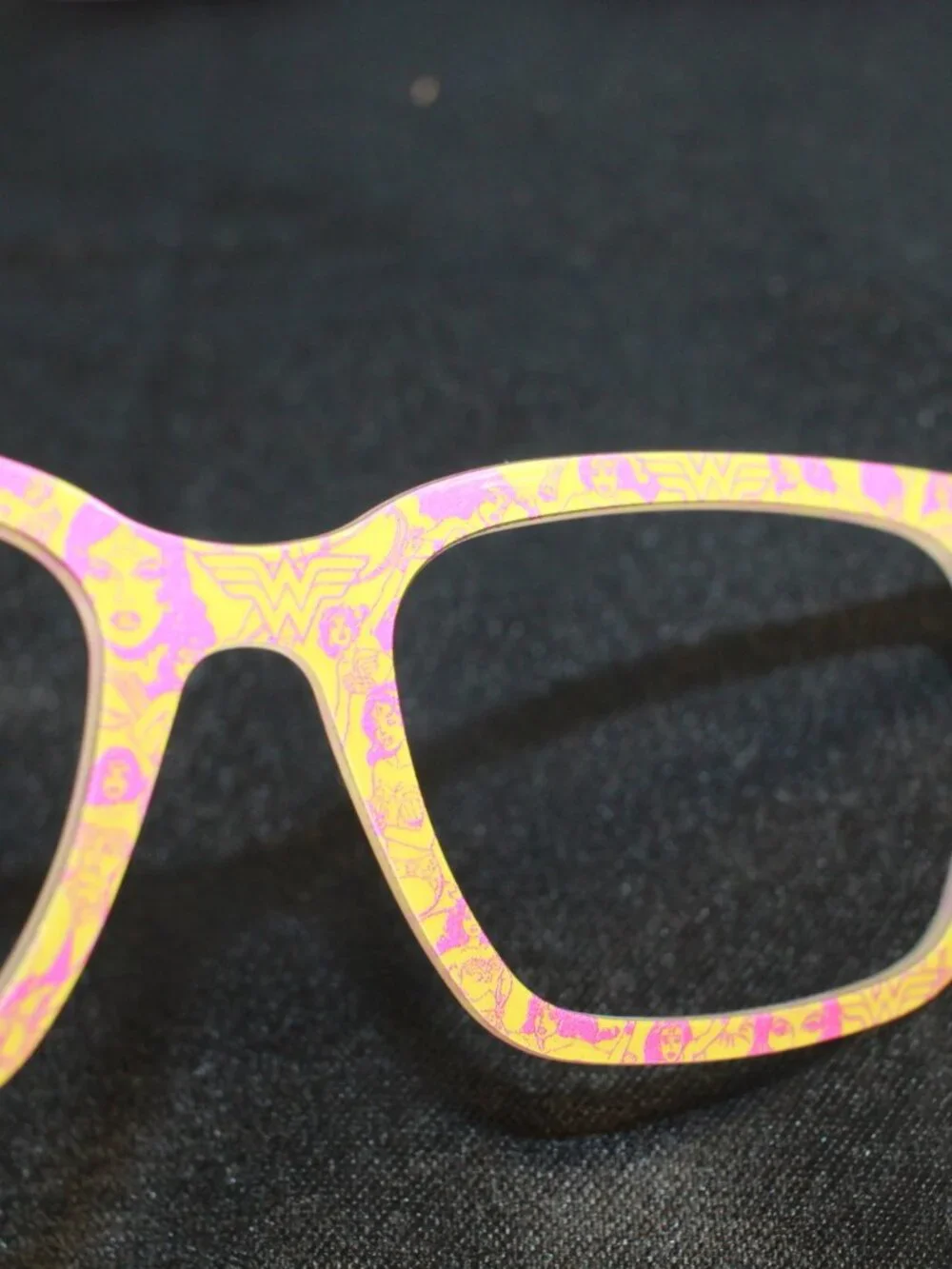Pair Eyewear Set of 4 Multicolor - Wonder Woman+ -Genuine LARKIN Frame Toppers